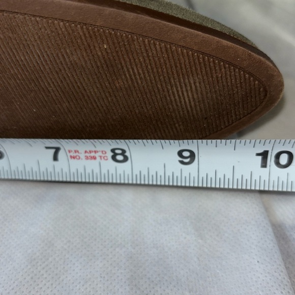 Boots Booties Neutral Gray Tan Soft Faux Suede Slip On Shoes Side Zip Size 8 - Picture 9 of 10